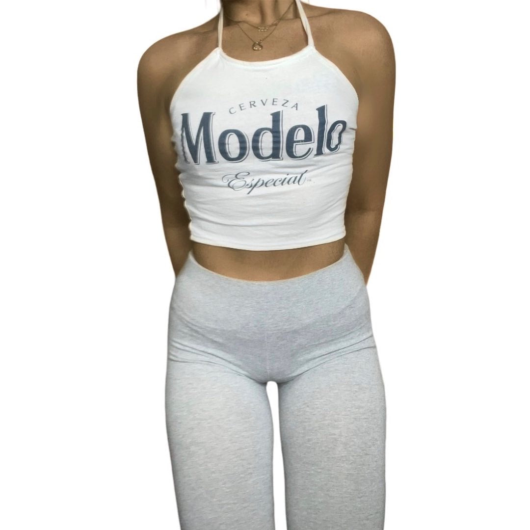 Modelo Reworked Crop Halter