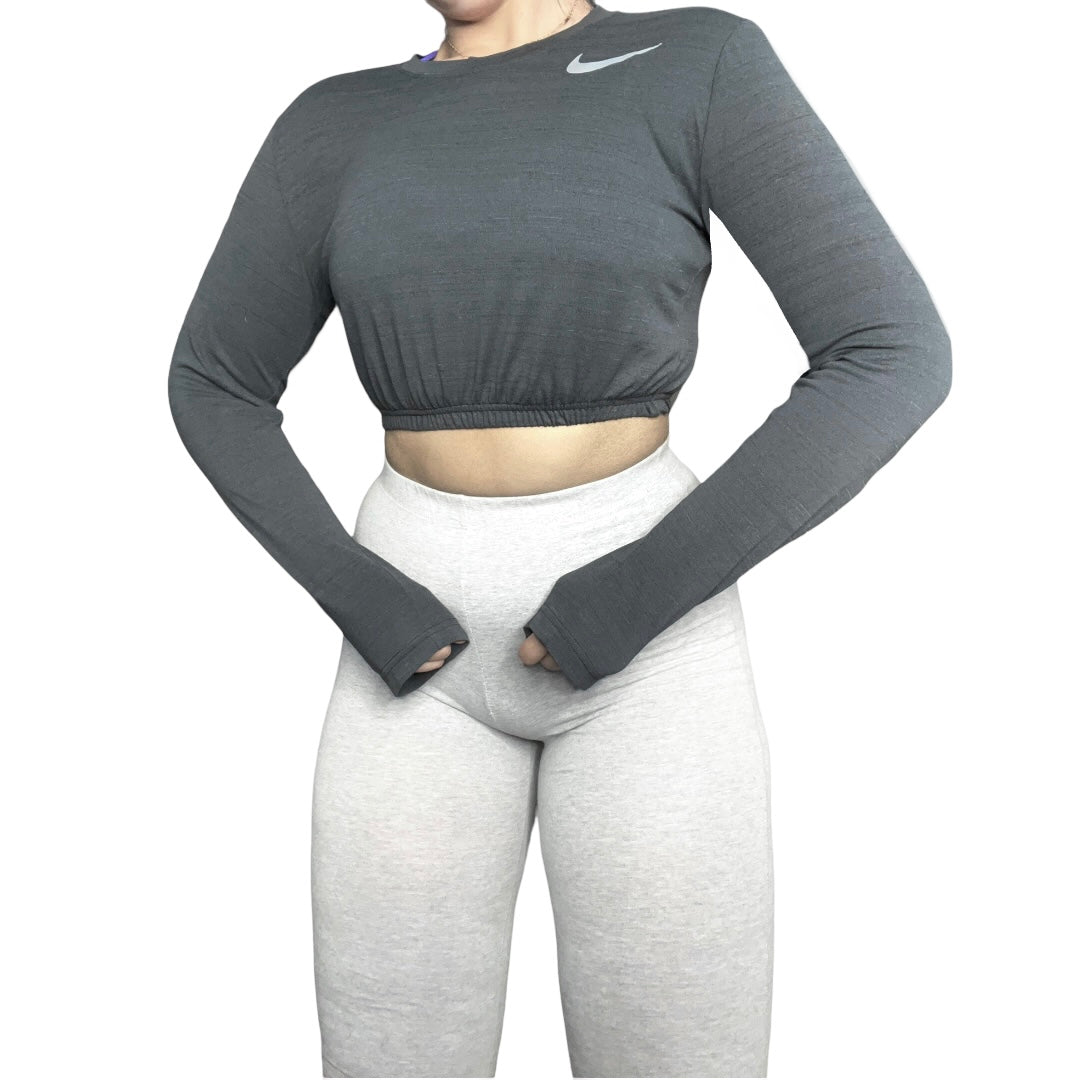 Nike Reworked Long sleeve Crop Top