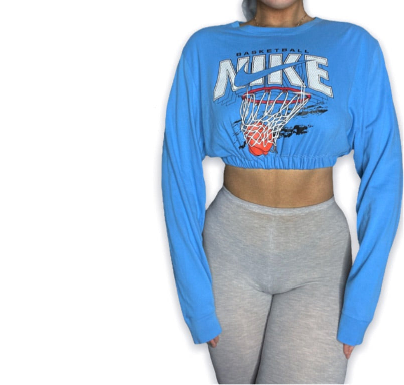 Nike Basketball Reworked Graphic Long sleeve Crop Top