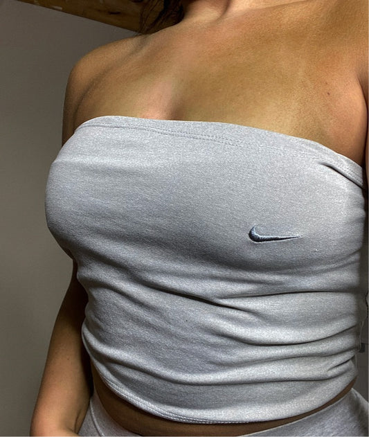 NIKE Vintage Reworked Tube Crop Top