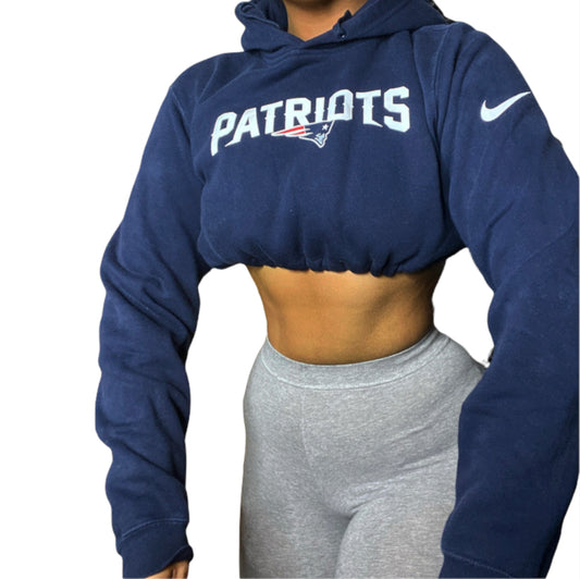 NIKE New England Patriots Reworked Crop Hoodoe